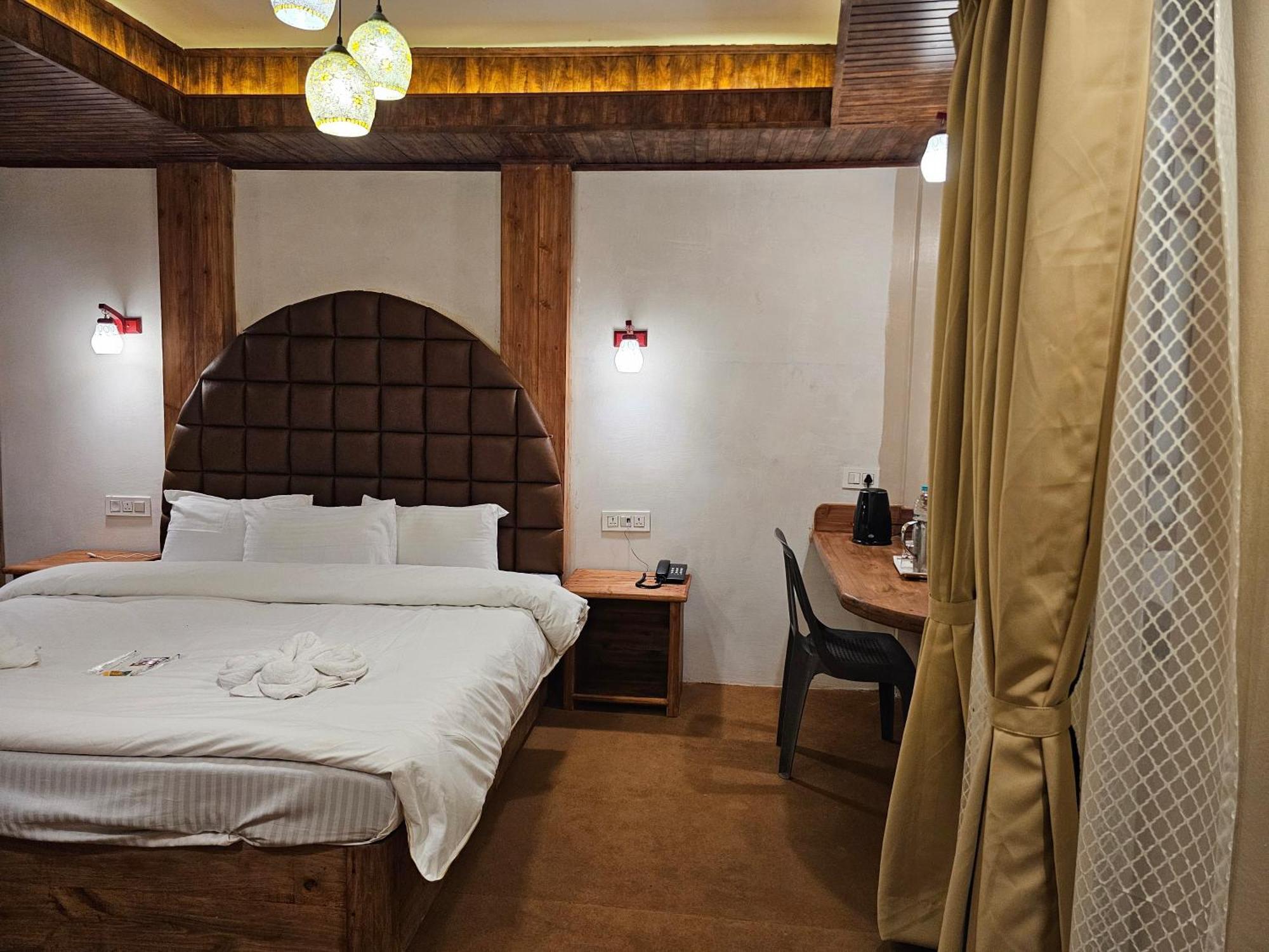 Hotel Golden Orchid Дарджилінг Екстер'єр фото