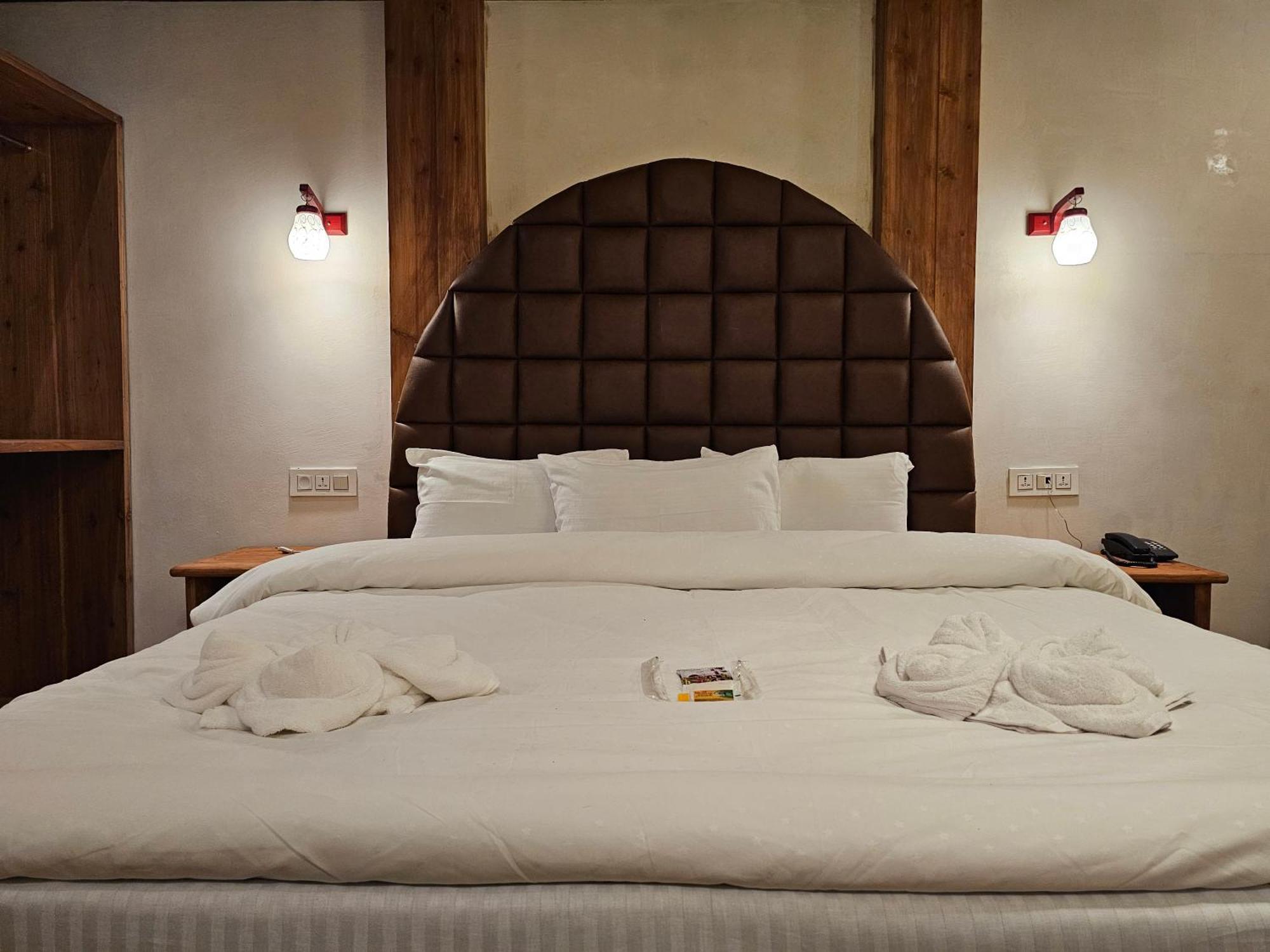 Hotel Golden Orchid Дарджилінг Екстер'єр фото