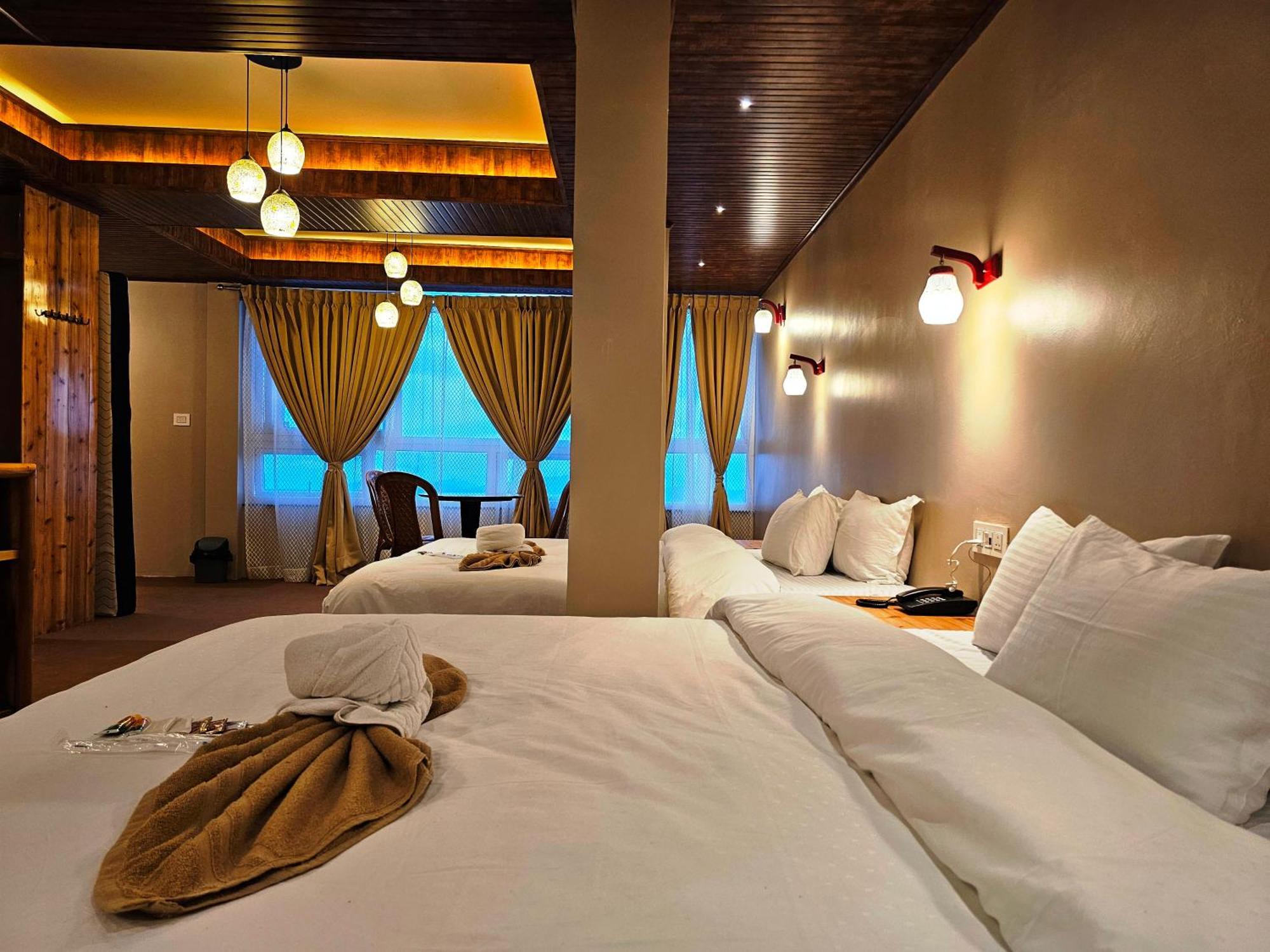 Hotel Golden Orchid Дарджилінг Екстер'єр фото